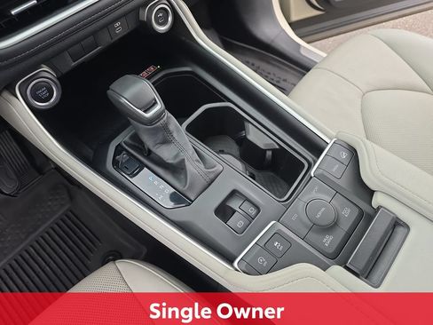 Certified 2024 Toyota Grand Highlander AWD image 28
