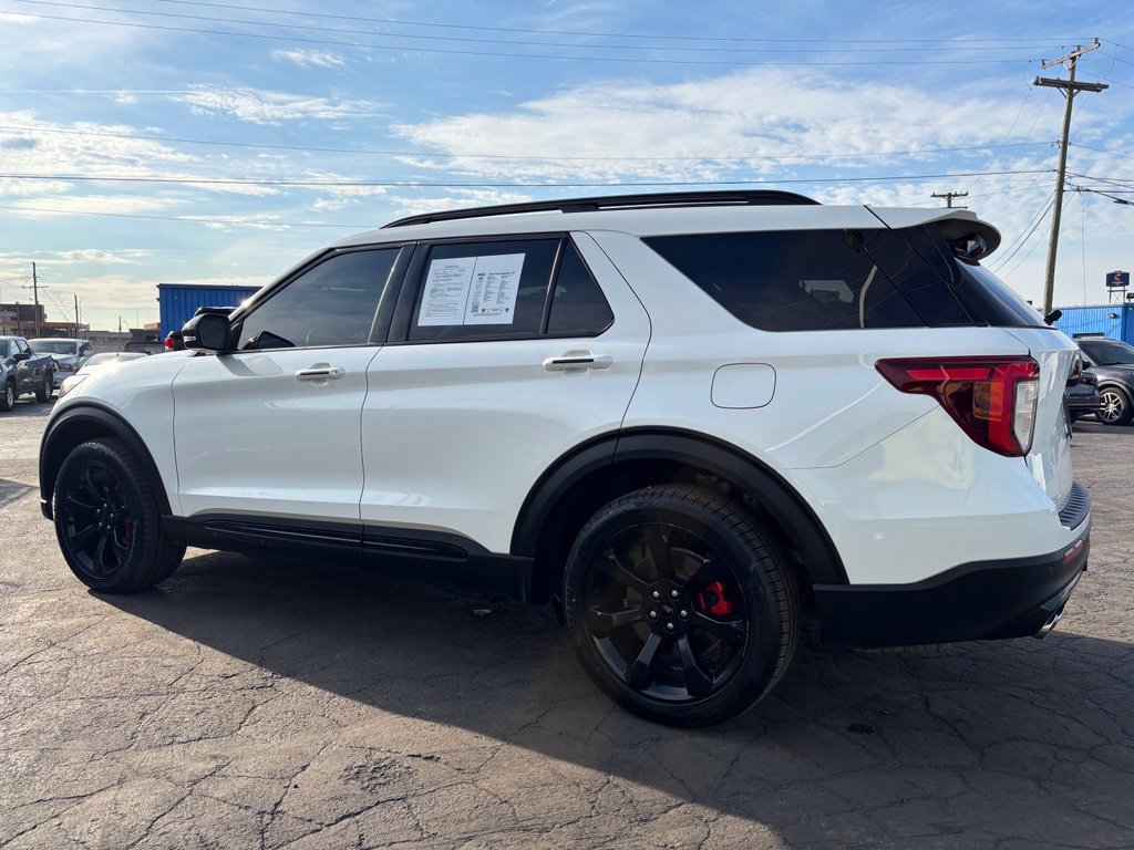 Used 2024 Ford Explorer ST w/ Technology Package AWD/4WD image 9