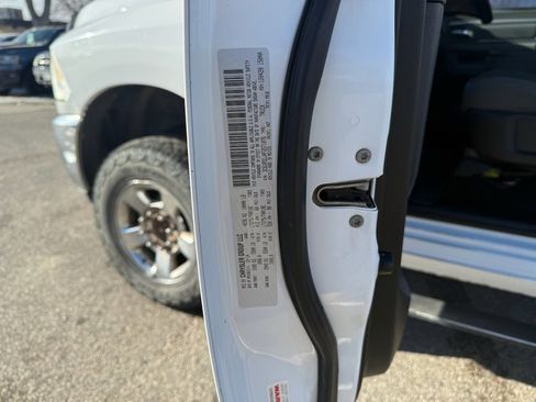 Used 2015 RAM 2500 Big Horn image 24