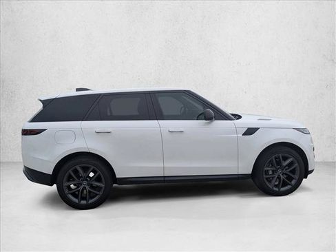 Used 2024 Land Rover Range Rover Sport SE AWD/4WD image 4