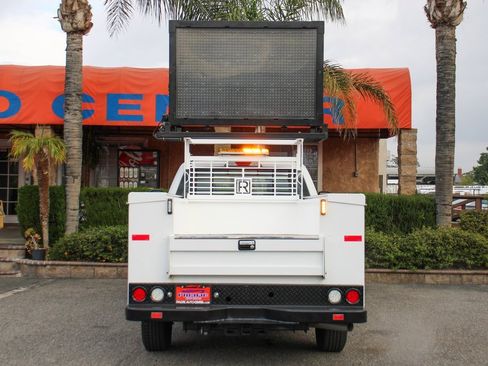 Used 2019 Ford F250 XL w/ Power Equipment Group image 9