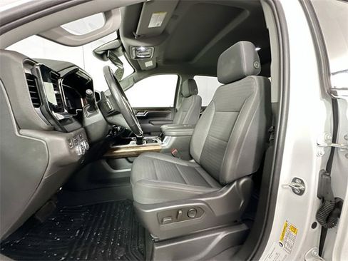 Used 2022 GMC Sierra 1500 Elevation image 18