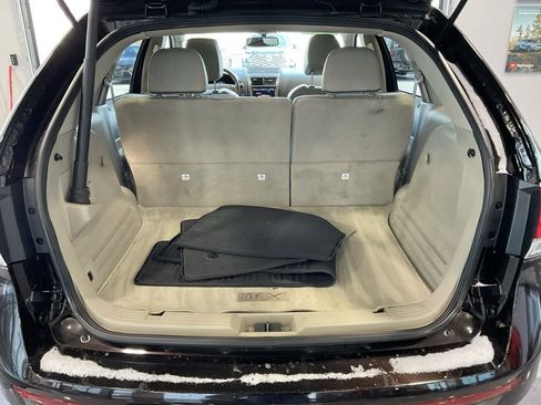 Used 2013 Lincoln MKX FWD image 21