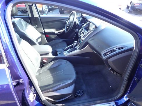 Used 2012 Ford Focus SEL image 10