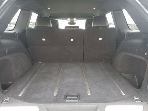 Used 2017 Jeep Grand Cherokee Limited image 27