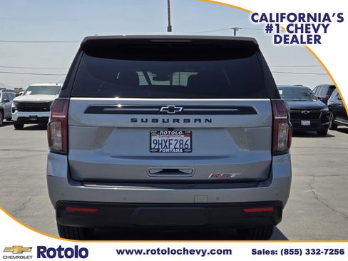 Used 2023 Chevrolet Suburban RST w/ Luxury Package AWD/4WD image 6
