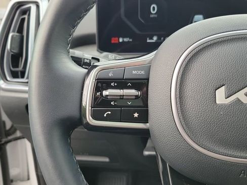 Certified 2025 Kia Sorento SX AWD/4WD image 19
