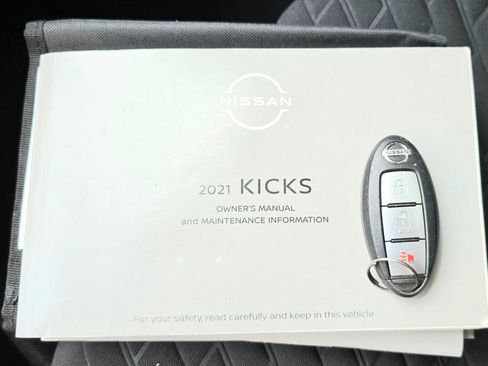 Used 2021 Nissan Kicks S FWD image 40
