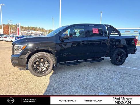 Certified 2024 Nissan Titan SV w/ SV Bronze Edition Package image 21