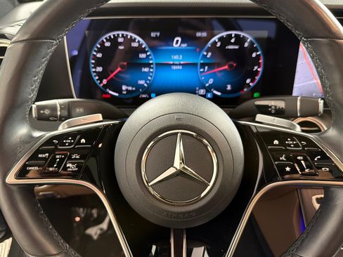Used 2023 Mercedes-Benz E 350 4MATIC Sedan image 22