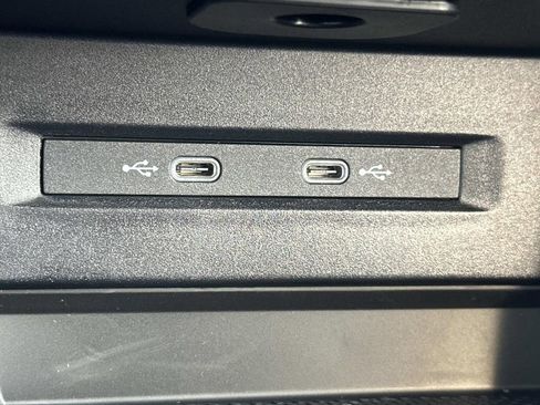 New 2026 Volkswagen Taos SEL image 22