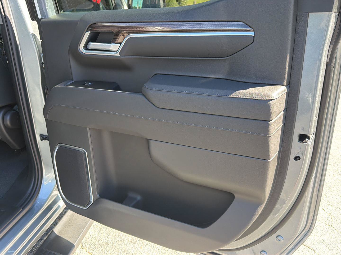 New 2026 Chevrolet Silverado 1500 RST AWD/4WD image 15