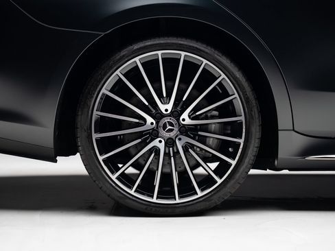 Used 2024 Mercedes-Benz S 580 4MATIC Sedan image 39