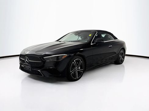 Used 2026 Mercedes-Benz CLE 300 4MATIC Cabriolet image 5