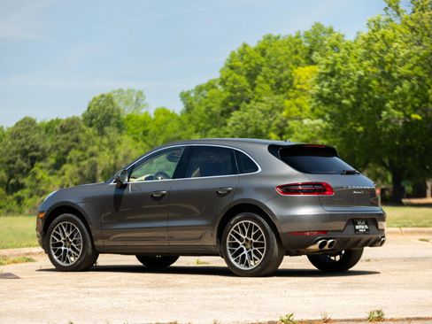 Used 2016 Porsche Macan S image 9