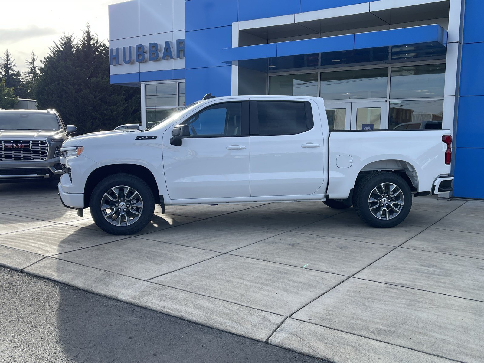 New 2026 Chevrolet Silverado 1500 RST w/ Convenience Package II AWD/4WD image 2