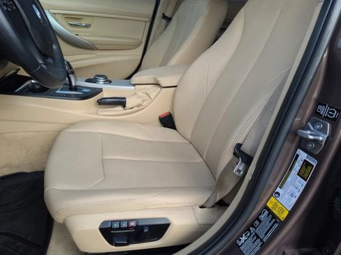 Used 2015 BMW 320i xDrive Sedan AWD/4WD image 6