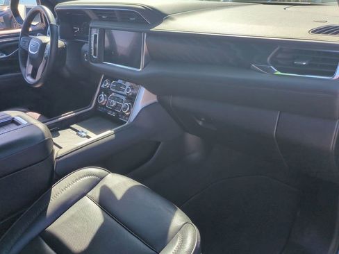 Certified 2024 GMC Yukon XL Denali AWD/4WD image 29