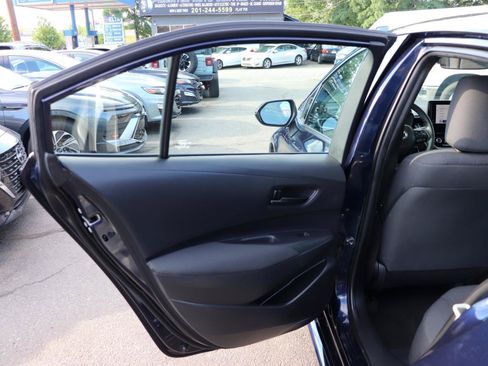 Used 2024 Toyota Corolla LE FWD image 24