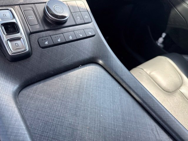 Used 2024 Hyundai Palisade Limited FWD image 16