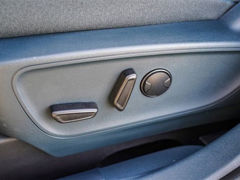 Used 2025 Ford Maverick XLT w/ XLT Luxury Package image 36