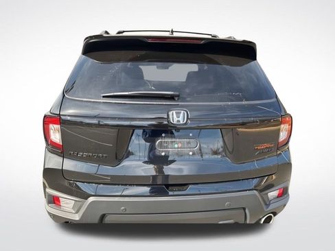 Used 2024 Honda Passport TrailSport image 7
