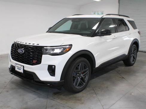 New 2026 Ford Explorer ST w/ Sun And Sound Package image 3