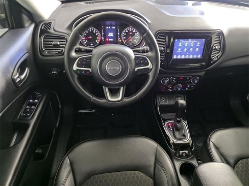 Used 2020 Jeep Compass Latitude image 13