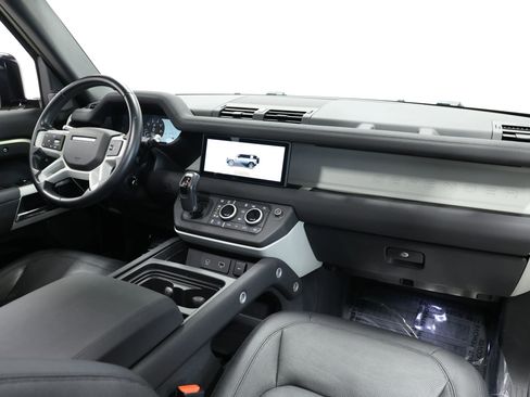 Used 2022 Land Rover Defender 110 SE image 81