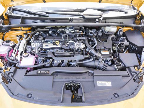 New 2026 Toyota Prius Plug-In Hybrid FWD image 14