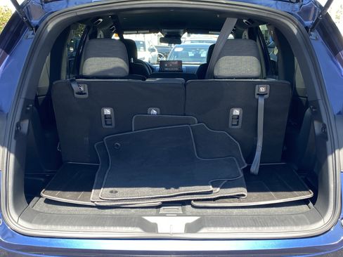 Certified 2025 Honda Pilot Sport image 13