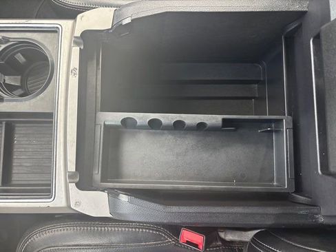 Used 2019 Ford F250 Lariat w/ Lariat Ultimate Package AWD/4WD image 40