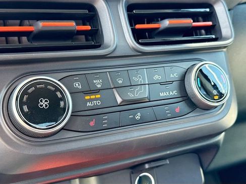 Certified 2024 Ford Maverick XLT w/ XLT Luxury Package AWD/4WD image 18