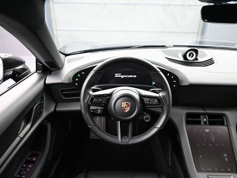 Certified 2023 Porsche Taycan 4 Cross Turismo image 17