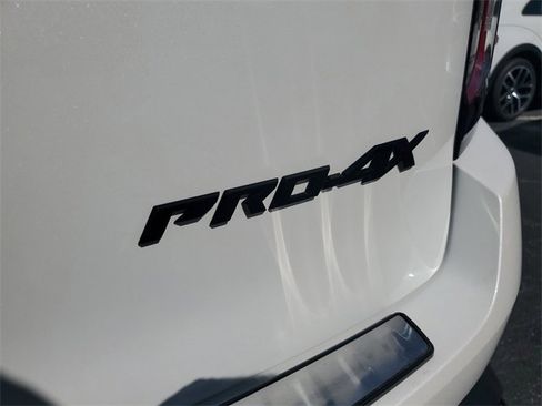 Certified 2025 Nissan Armada PRO-4X image 6