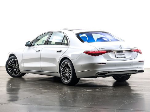 New 2026 Mercedes-Benz S 580 4MATIC Sedan image 12