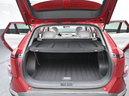 Used 2025 Hyundai Kona SEL AWD/4WD image 27