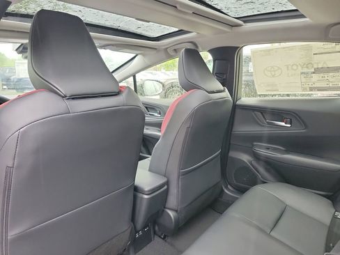 New 2026 Toyota Prius Plug-In Hybrid image 25