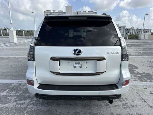 Certified 2023 Lexus GX 460 w/ Black Line Special Edition AWD/4WD image 25