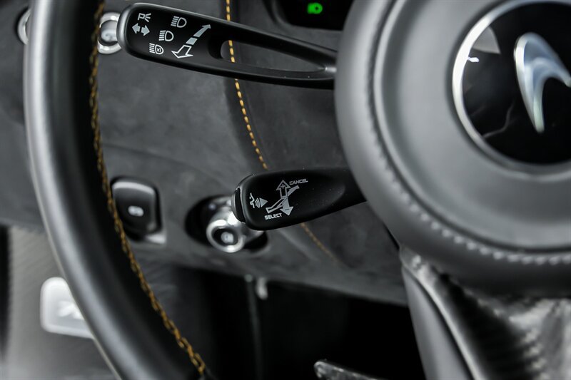 Used 2022 McLaren 720S Spider RWD image 25