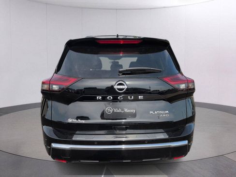 Used 2026 Nissan Rogue Platinum w/ Platinum Premium Package AWD/4WD image 4