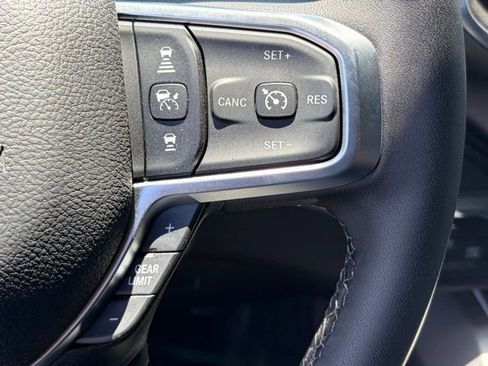 New 2026 RAM 2500 Big Horn AWD/4WD image 17
