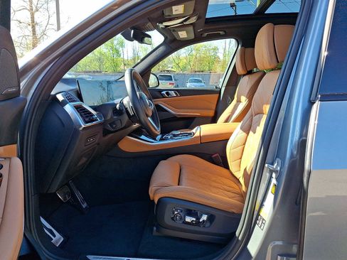 Certified 2024 BMW X5 xDrive40i w/ M Sport Package AWD/4WD image 14