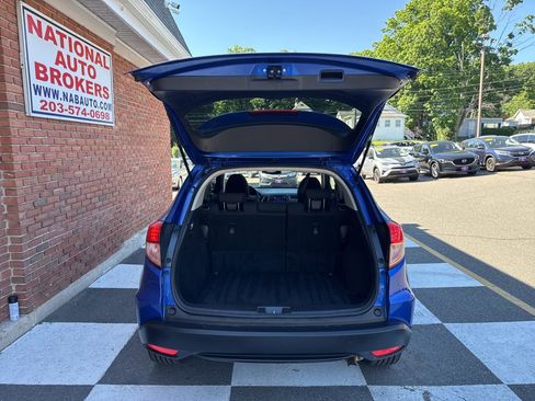 Used 2018 Honda HR-V EX image 34