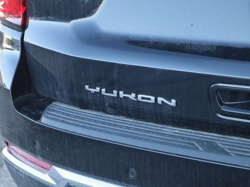 Certified 2026 GMC Yukon Elevation image 8