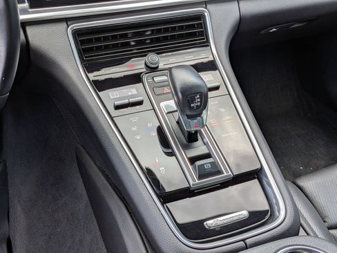 Certified 2023 Porsche Panamera 4 Platinum Edition w/ Assistance Package AWD/4WD image 17