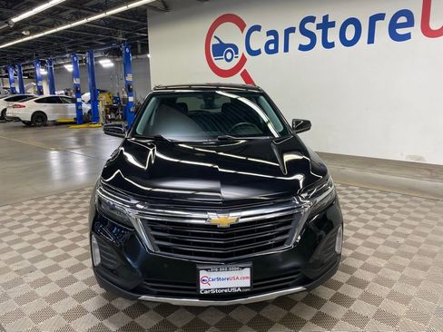Used 2023 Chevrolet Equinox LT w/ Driver Convenience Package image 2