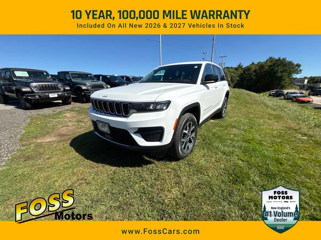 New 2027 Jeep Grand Cherokee Laredo X AWD/4WD image 1