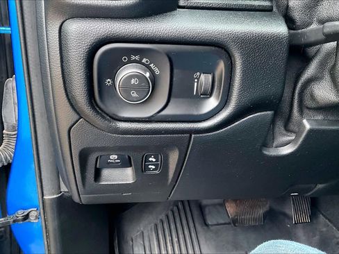 Used 2022 RAM 1500 Big Horn w/ Back Country Package AWD/4WD image 34