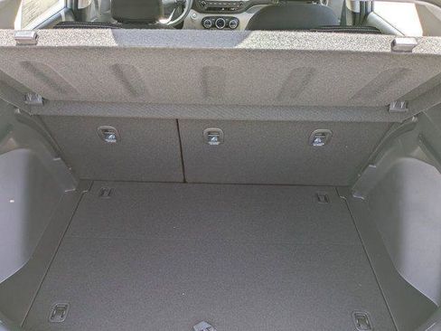 New 2025 Hyundai Venue SEL FWD image 15